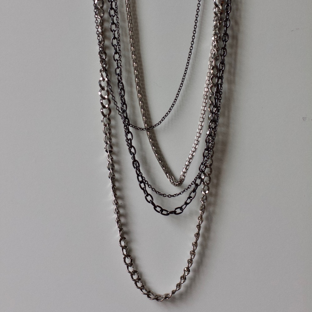 Multi-strand chain necklace